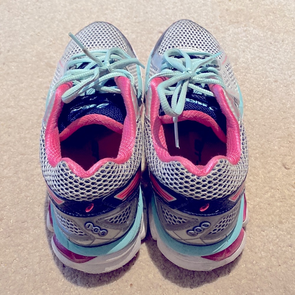 ASICS GT-2000 Running Shoe - Picture 4 of 9